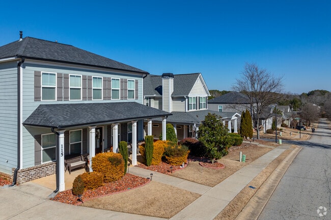 Crasftman style new homes are found in the Covington area.