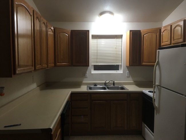 4436 Alderbury St, Eugene, OR 97402 - photo 2