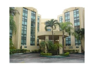 2055 SW 122nd Ave Unit 520, Miami, FL 33175