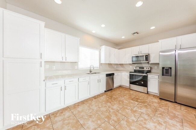 4680 E Laurel Ave, Gilbert, AZ 85234 - photo 5