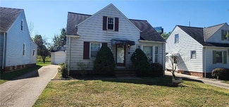 12908 Oak St, Garfield Heights, OH 44125