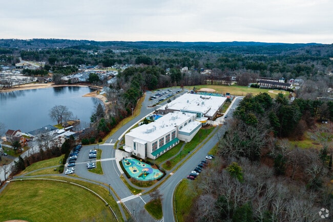 Burgess Elementary School provides a well-rounded education and promotes academic excellence.