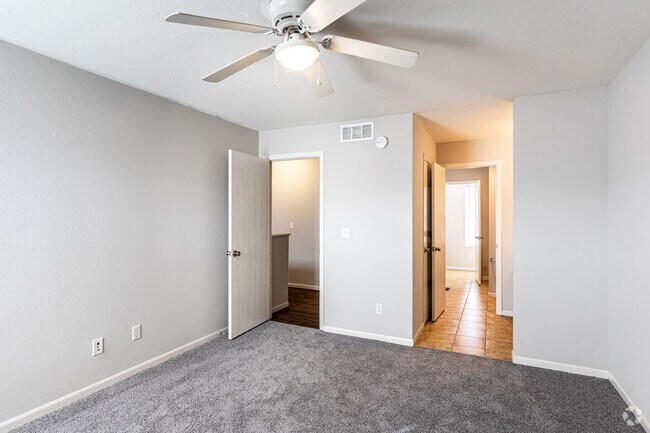 4BR, 3BA - 1813SF