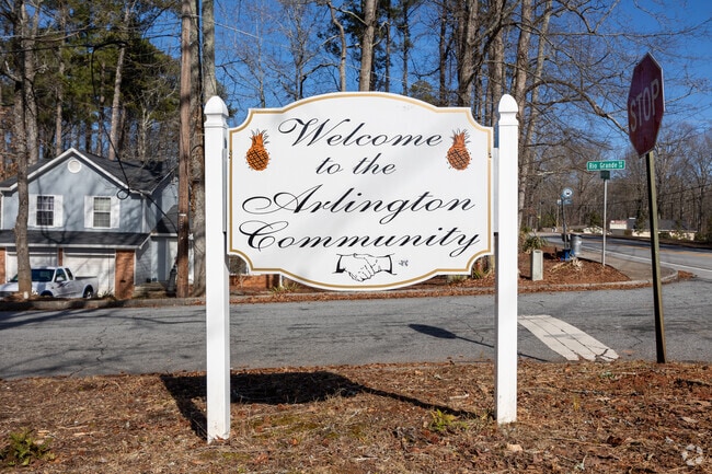 Arlington Estates is a cute welcoming community with a range of styles of homes.