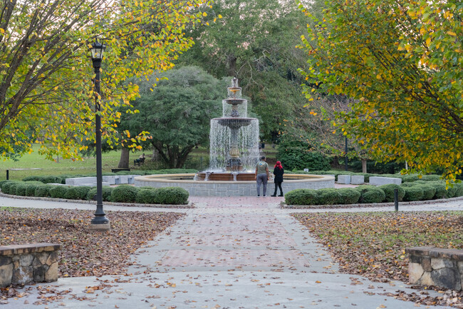 Tindall Heights features a gorgeous fountain in the heart of Tattnall Square Park.