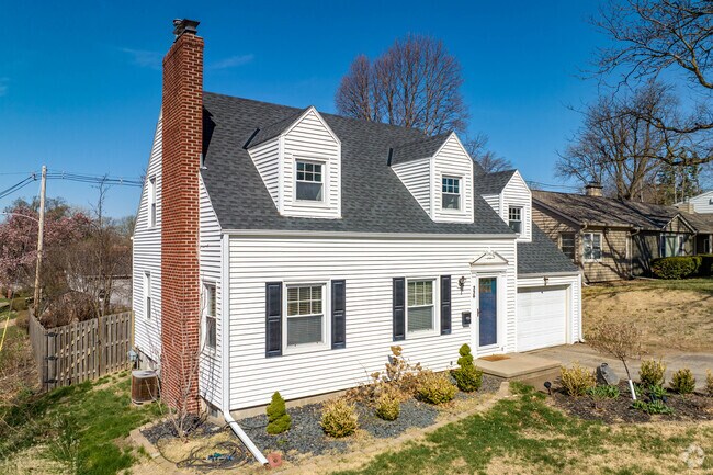Cape cod style homes in the Elmwood Park neighborhood.