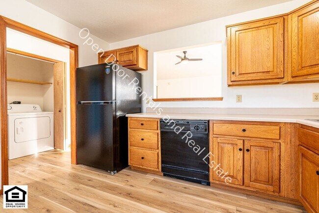 1510-1512 Fieldstone Dr unit 1510 Fieldstone Dr., Fort Wayne, IN 46815 - photo 4