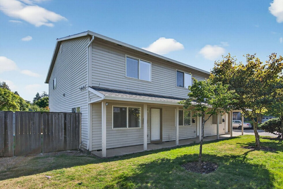 470-470 W Gloucester St unit 440, Gladstone, OR 97027 - photo 1