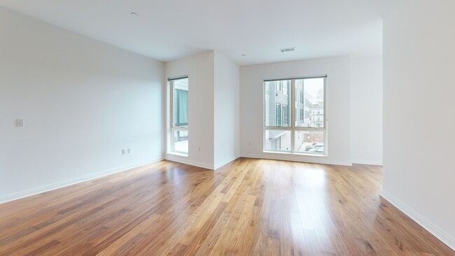 Vita JP unit 206, Jamaica Plain, MA 02130 - photo 2