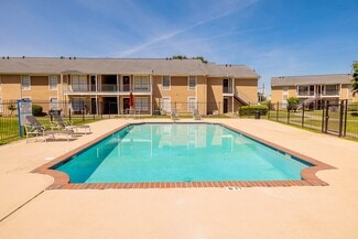 12221 Fleming Dr, Houston, TX 77013