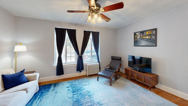 515 N Arthur Ashe Blvd unit 2, Richmond, VA 23220 - photo 2