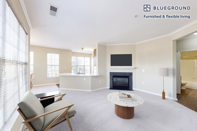 2350 26th Ct S unit FL1-ID8646A, Arlington, VA 22206 - photo 2