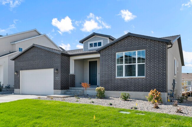 2554 S Sinbad Way, Magna, UT 84044 - photo 3