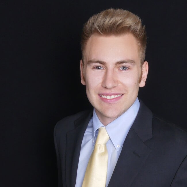 Agent Photo