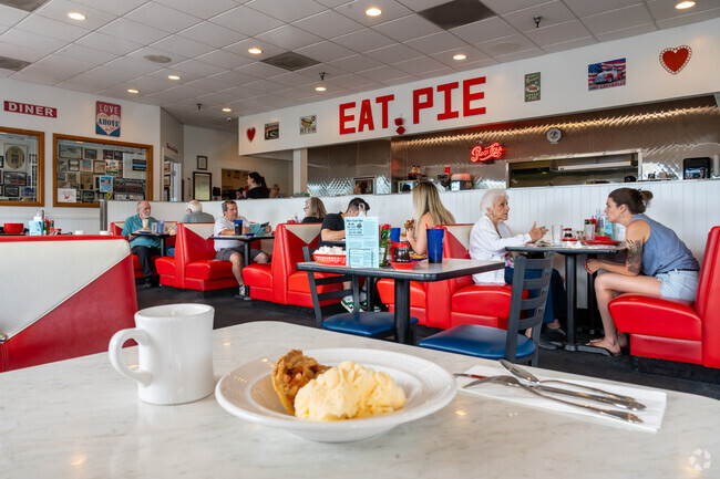 Punky’s Diner & Pies is a retro 1950s-inspired diner, that is popular for their pies.