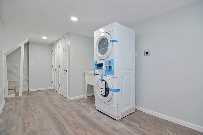 29 Laurel Rd, Milton, MA 02186 - photo 7