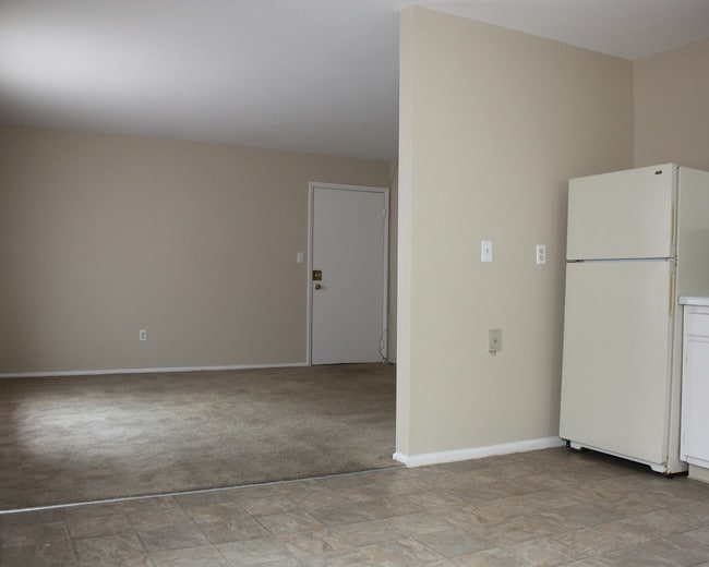 Willow Glen Apartments, Erlanger, KY 41018 - photo 5