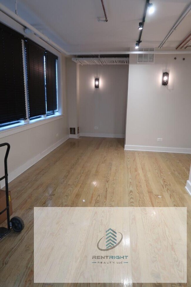 4825 N Talman Ave unit 4833 N Tal, Chicago, IL 60625 - photo 5