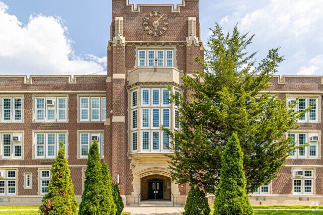 Grace A Dunn Middle serves students in grades 7 and 8.