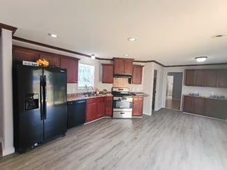 92 Deerwood Park, Centralia, IL 62801