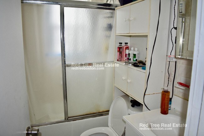 42 Day St unit A, Jamaica Plain, MA 02130 - photo 3