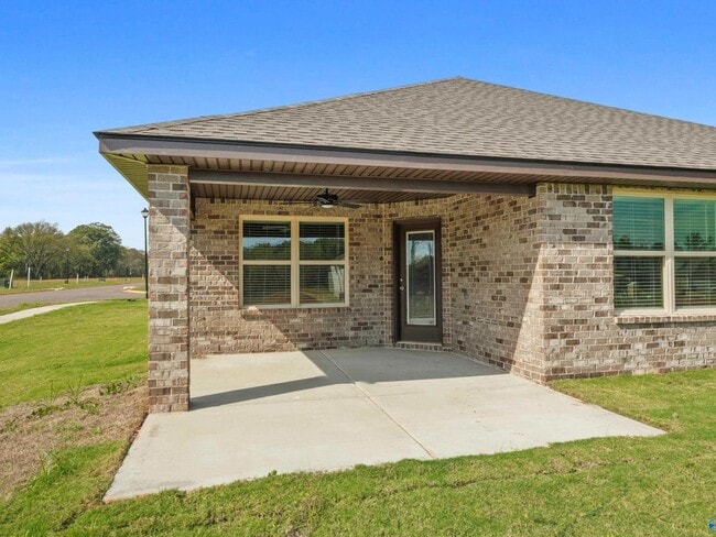 14058 Hazel Meadow Dr, Athens, AL 35661 - photo 4