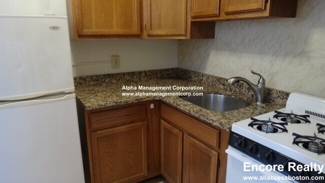 349 Pleasant St unit B1-4, Malden, MA 02148 - photo 2