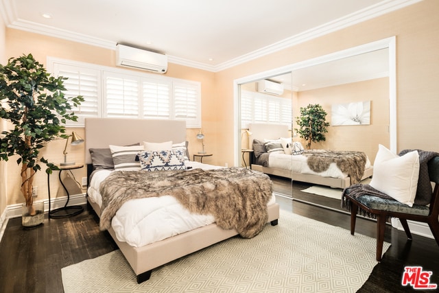 Bedroom 1 (furnishing not included)
