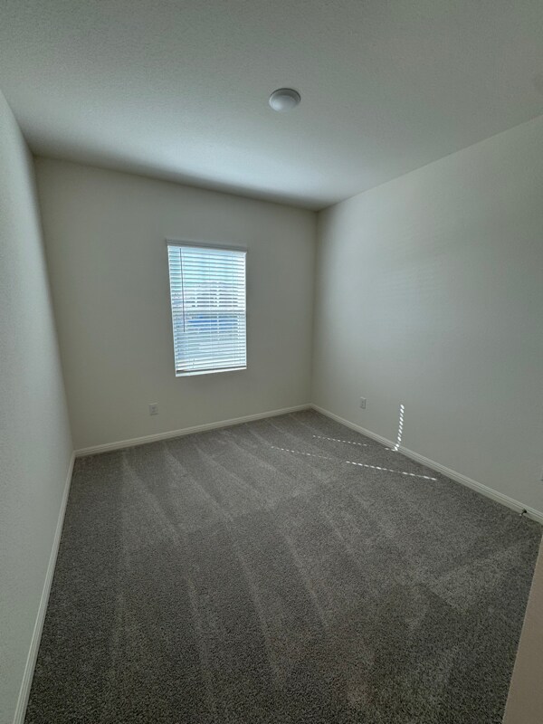 207 Fox Hvn Rd, Hutto, TX 78634 - photo 4