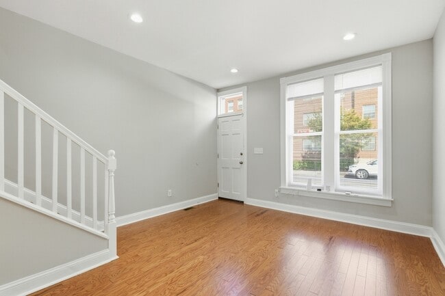 2215 E Biddle St, Baltimore, MD 21213 - photo 3