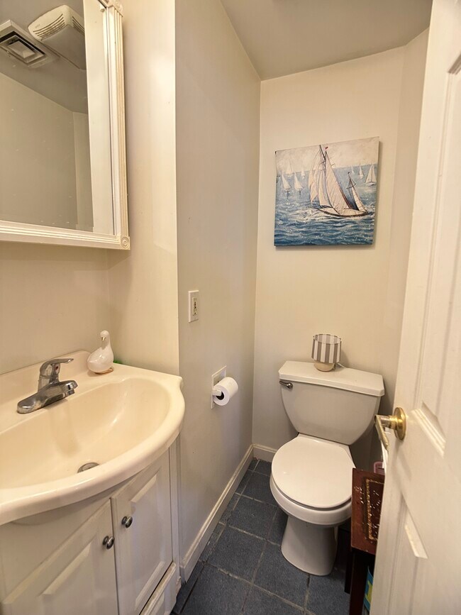 43 May St unit 2, Cambridge, MA 02138 - photo 5
