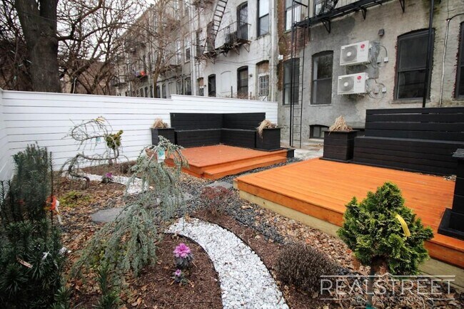 1166 St Johns Place unit 3B, Brooklyn, NY 11213 - photo 6