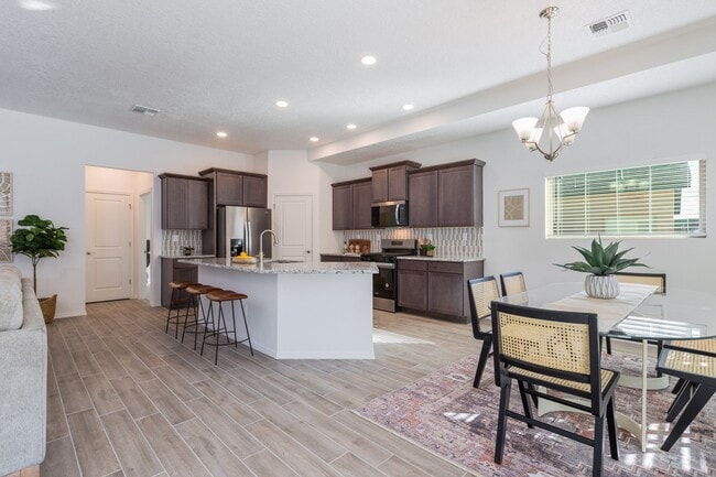 4869 Guadalupe Peak St SW, Los Lunas, NM 87031 - photo 5