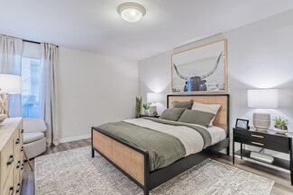 5402 Renwick Dr, Houston, TX 77081