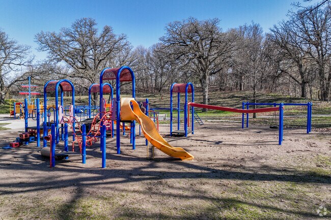 Columbia Park has trails, a playground, picnic area, dog park and other amenities.