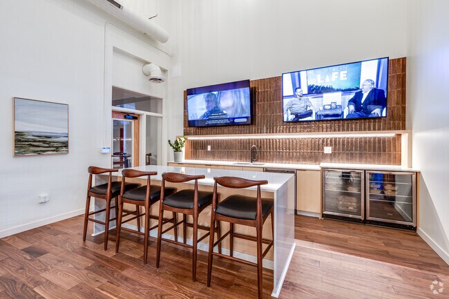 Saturday Zenith MT LLC, Duluth, MN 55802 - photo 7