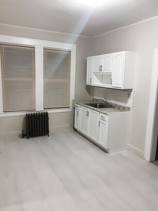 259 22nd St Unit 2, Irvington, NJ 07111