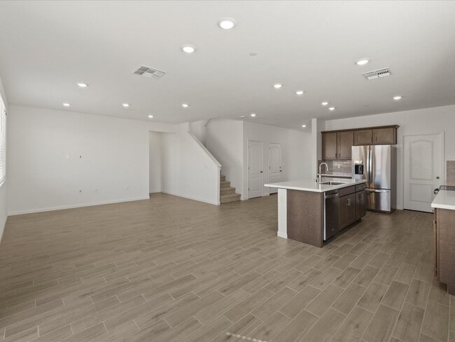 2393 Sather St, Manteca, CA 95337 - photo 7