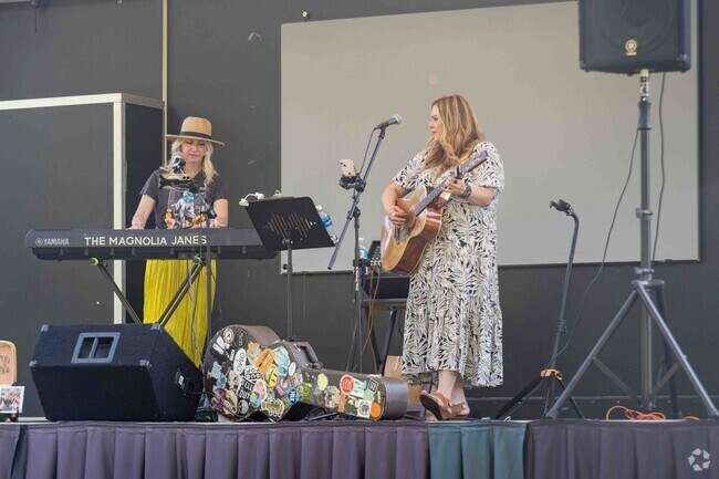 Hessel Park located near the Sawgrass area had a Concert in The Park featuring Magnolia James.