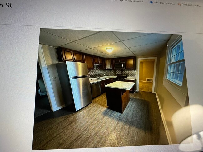 2316 W Franklin St unit B, Evansville, IN 47712 - photo 2