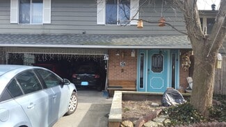 9 E Hill Rd, Ogden Dunes, IN 46368