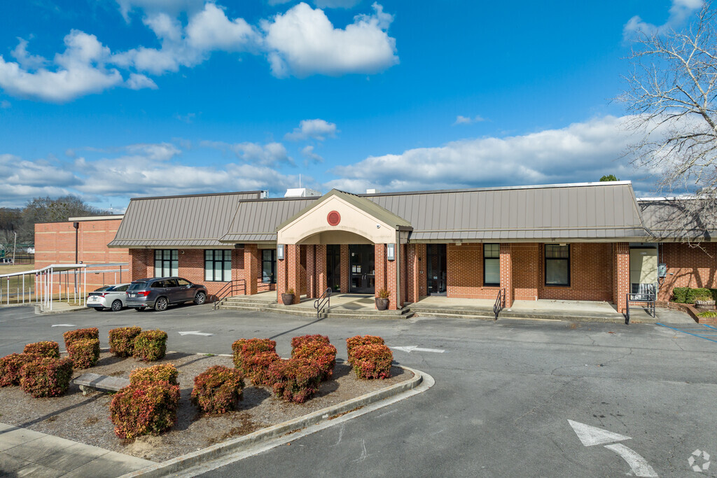 Cohutta Elementary School is a great school to send your kids to.