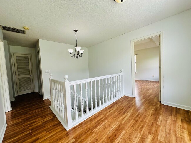 1900 Rocksram Dr, Buford, GA 30519 - photo 7