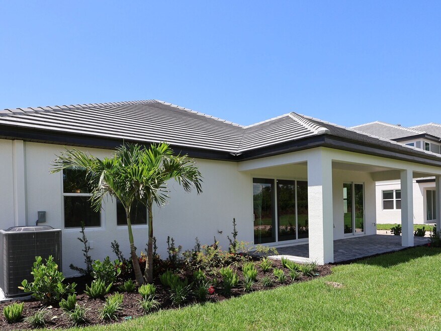 7566 Seahawk Ave, Sarasota, FL 34241 - photo 1