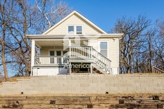 4258 Laurel Ave, Omaha, NE 68111