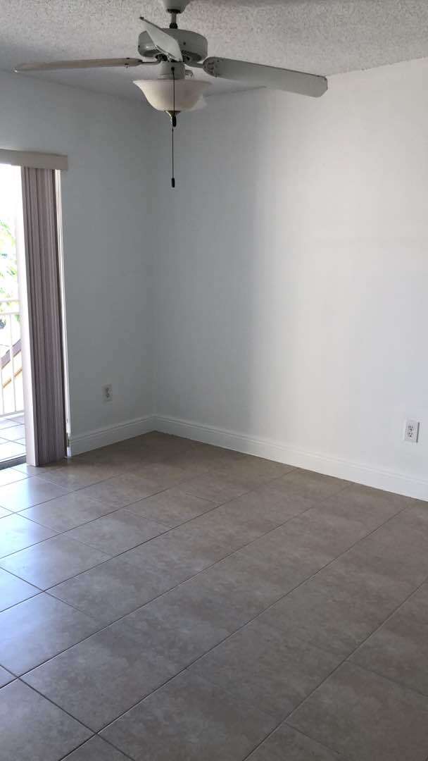 18890 NW 57th Ave unit 309, Hialeah, FL 33015 - photo 7