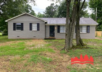 1561 Winfield Rd, Memphis, TN 38116