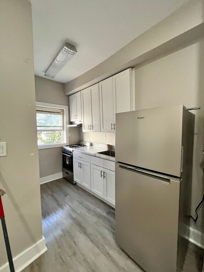 218 Fairmount Ave unit 2, Jersey City, NJ 07306 - photo 3