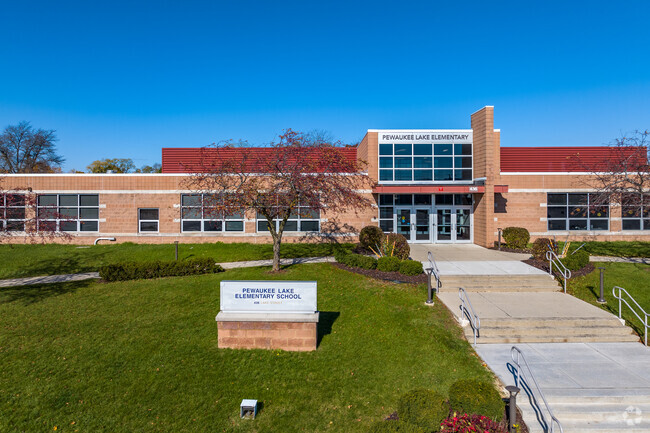 The signage at Pewaukee Lake Elementary School.