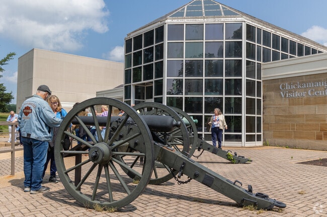The Battlefield at Chickamauga is a popular tourist destination and is about 30 minutes from the LaFayette, Georgia, neighborhood of .Kensington